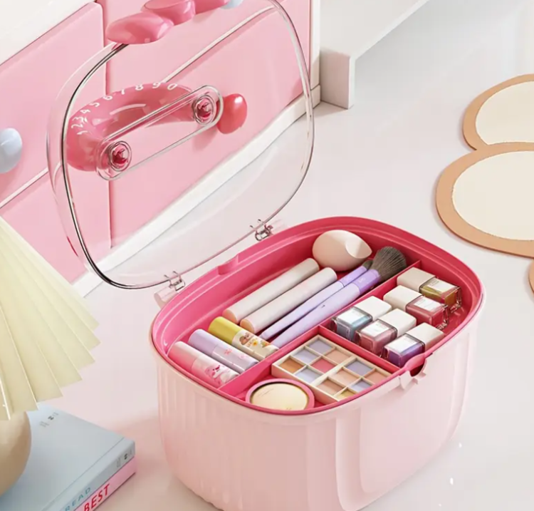 uroczy-organizer-na-akcesoria-drobiazgi-i-gumki-prezent-dla-dziecka-na-urodziny