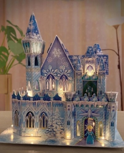 Puzzle-Kraina-Lodu-Model-3D-Klocki-Papierowe-Swiatlo-LED-Elsa-Zamek-Palac-Liczba-elementow-396.jpg